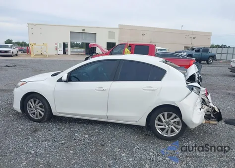 2013 Mazda Mazda3 I Grand Touring z USA, uszkodzony, nr VIN JM1BL1W79D1726420